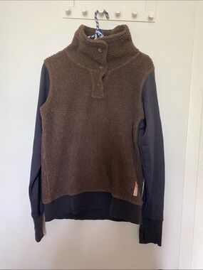 Women’s Brown Sherpa Pullover Sweater M